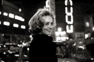 Prod DB © Nouvelles Editions de Films / DR ASCENSEUR POUR L'ECHAFAUD (ASCENSEUR POUR L'ECHAFAUD) de Louis Malle 1958 FRA avec Jeanne Moreau portrait, neons