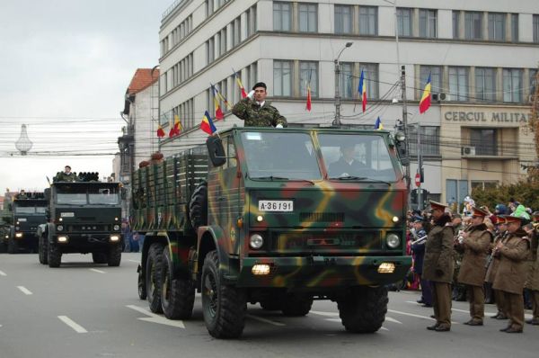 1 Decembrie sărbătorit la Cluj-Napoca. Paradă militară şi multe alte evenimente şi concerte