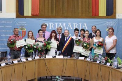 Primăria Cluj-Napoca a premiat elevii ce au luat 10 la BAC