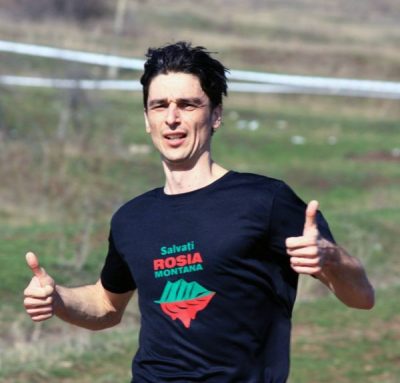 Adi Dohotaru va alerga mâine, 120 de km în sprijinul campaniei „Salvaţi Roşia Montană”