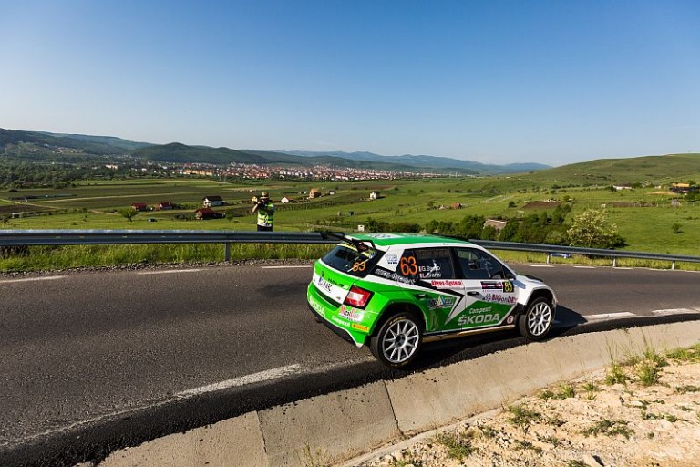 Italienii Basso și Granai, pe prima treaptă a Telekom Sport Transilvania Rally powered by Ford