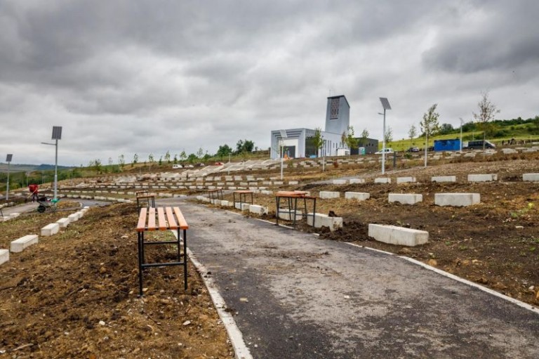 Cluj-Napoca: lucrările la noul cimitir se apropie de finalizare.
