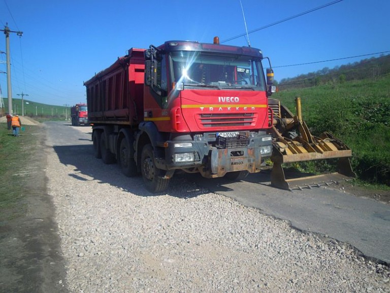 Au demarat lucrările de întreţinere pe drumul județean 161A Apahida – Cojocna