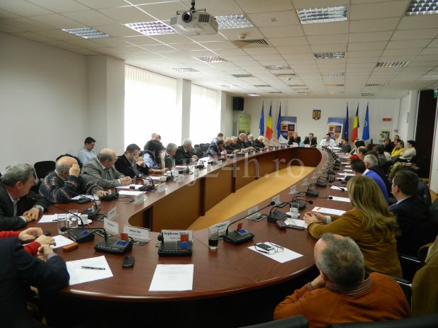TSD Cluj-Napoca: 10 iunie 2015- „MIERCUREA NEAGRĂ” în care PNL a legitimat politic, incultura, şi minciuna la conducerea judeţului Cluj