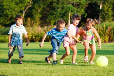 Saptamana Altfel – peste 1400 de elevi vor face zilnic miscare descoperind Jocurile copilariei