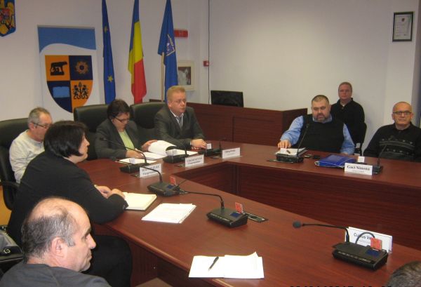 Dezbatere publică pe tema finanţării structurilor sportive clujene la Consiliu Judeţean Cluj