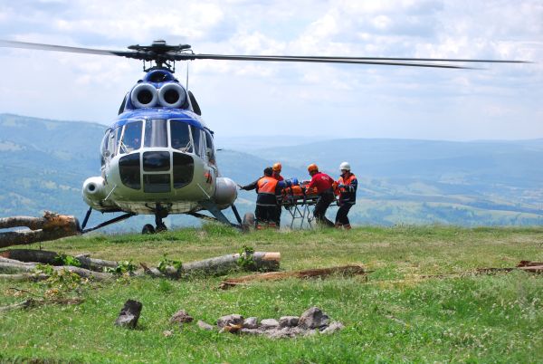 Misiune umanitară cu elicopterul Unității Speciale de Aviație Cluj-Napoca