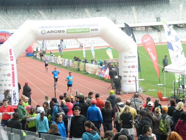 Cea de a 6-a ediţie a Maratonului Internațional AROBS Cluj-Napoca va avea loc duminică.