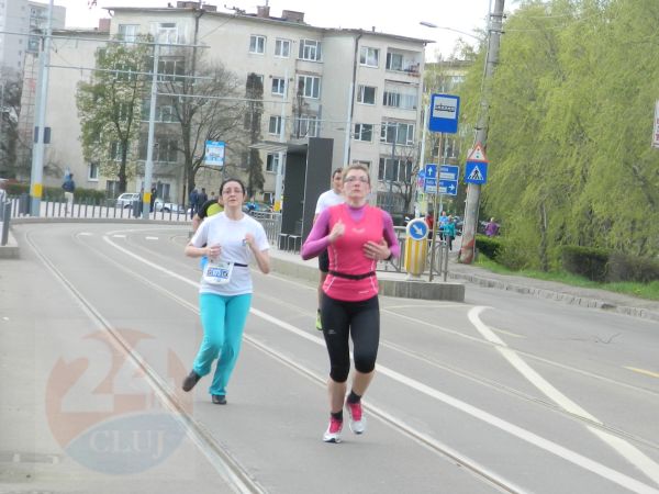 Semimaratonul Transilvania” aduce restricţii de circulaţie pentru mâine. Află detalii.