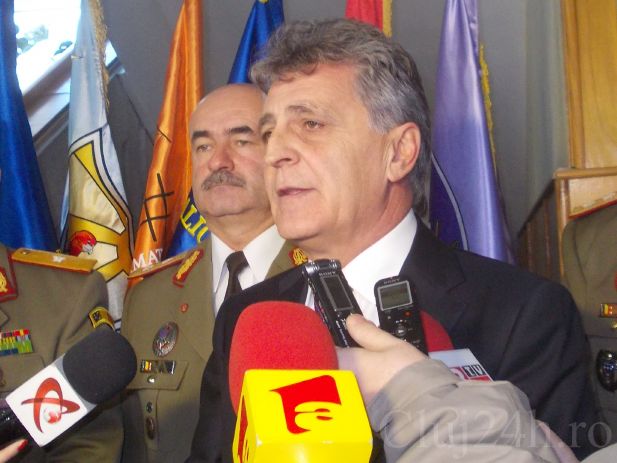 Mircea Duşa a fost prezent astăzi la autoevaluarea Diviziei 4 Infanterie „Gemina”. Ce noutăţi a adus?