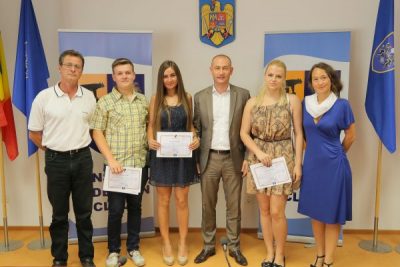 Elevii Colegiul Economic „Iulian Pop” Cluj-Napoca au fost premiaţi de Consiliul Judeţean