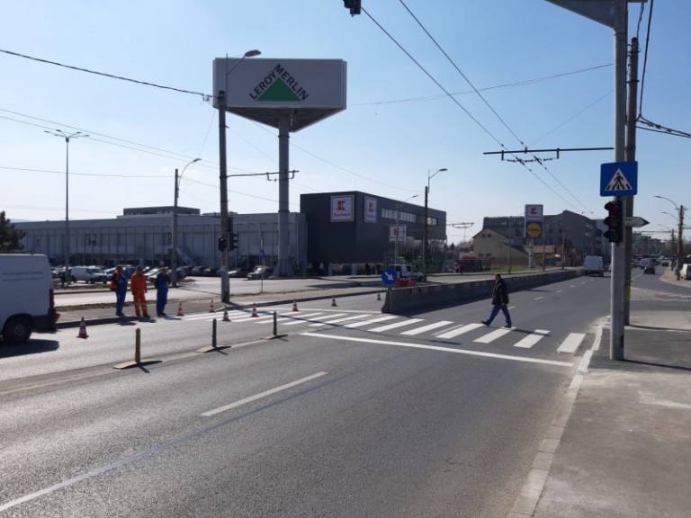 Cluj-Napoca- Doua treceri de pietoni de pe strada Aurel Vlauicu vor avea semafoare.