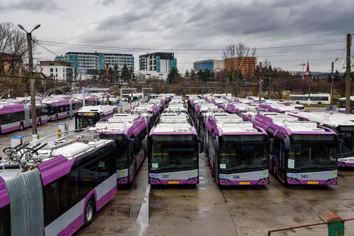 Cluj-Napoca: Troleibuze noi intră in circulație. Compania de transport public pregătește alte 3 linii de troleibuze.
